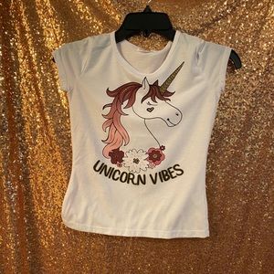 Unicorn vibes t-shirt